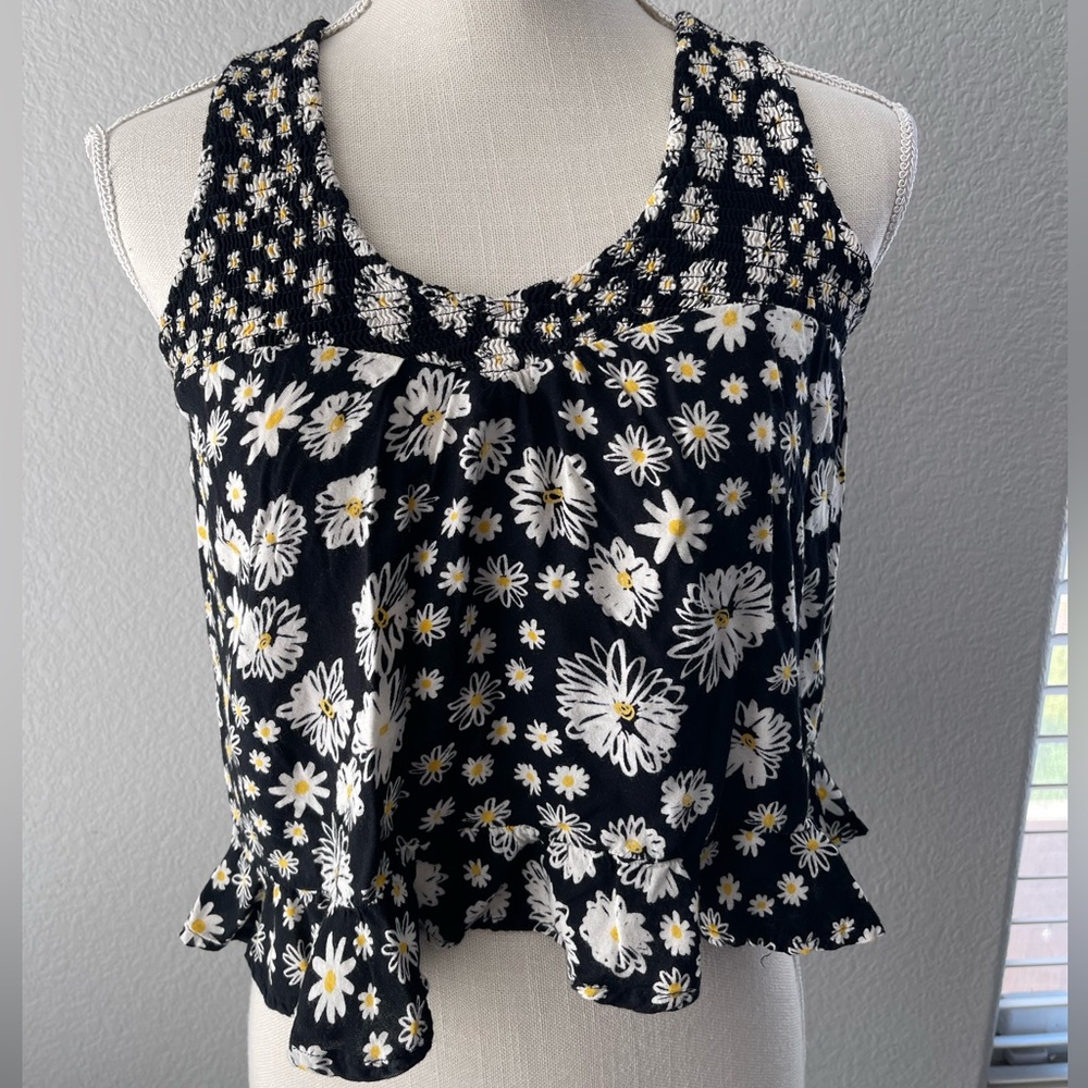 Patrons of Peace Swing Top Daisy Print Ruffle Top Size Small Made in India